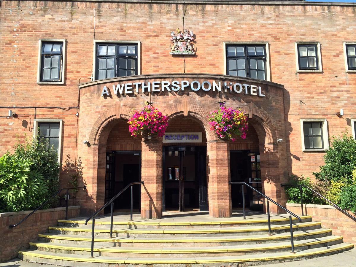 The Brocket Arms Wetherspoon Hotel Wigan Exterior foto